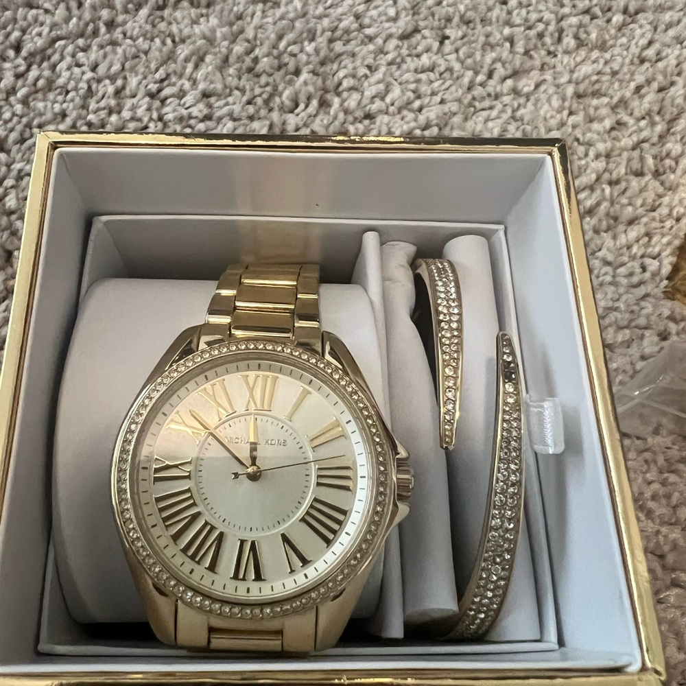 Michael Kors Gold Watch and Bracelet Set
